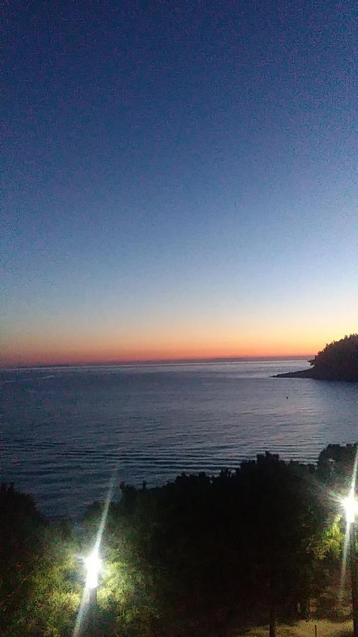 City Hostel Himara Zewnętrze zdjęcie